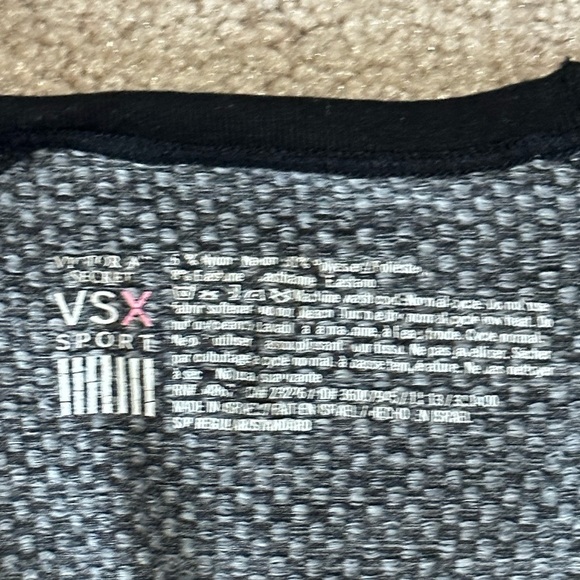 Victoria’s Secret VSX Long Sleeve Sexy Sport Workout Top - Picture 5 of 5